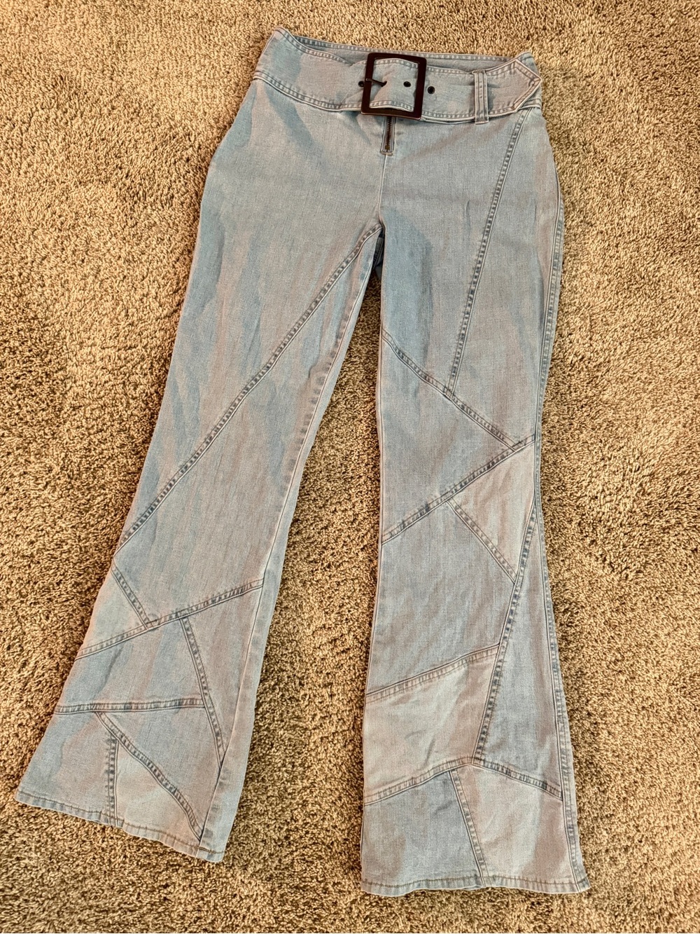 Newport News Jeanology Patchwork Light Blue Wash Flared Jeans w/Wide Belt, Sz 8 - Picture 1 of 9